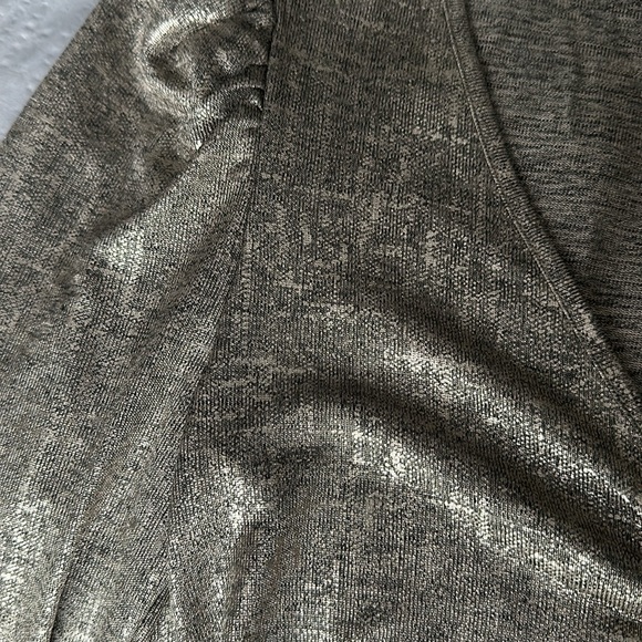 Top - Picture 3 of 3